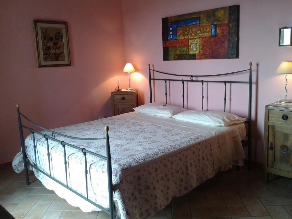 Agriturismo Cantinaccia Di Sopra بيتيجليانو الغرفة الصورة