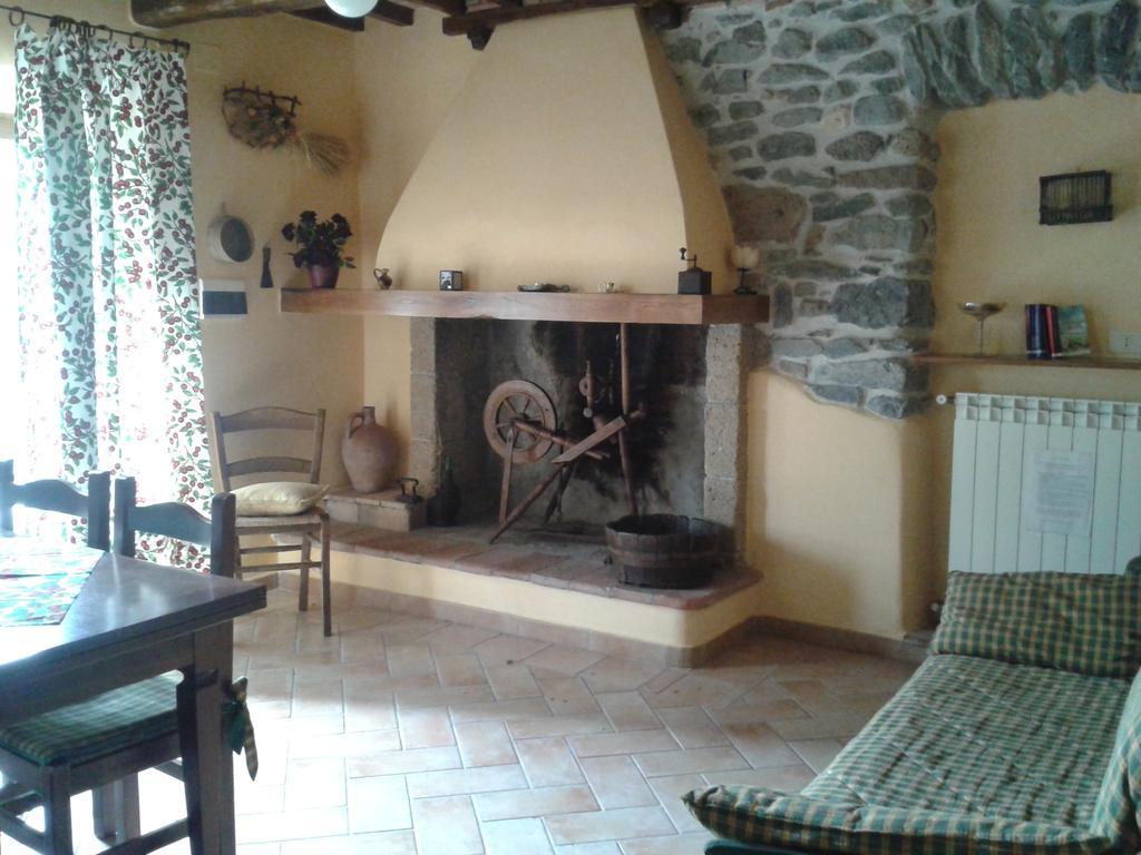 Agriturismo Cantinaccia Di Sopra بيتيجليانو الغرفة الصورة
